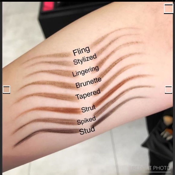 Mac Eyebrow Styler Lingering
